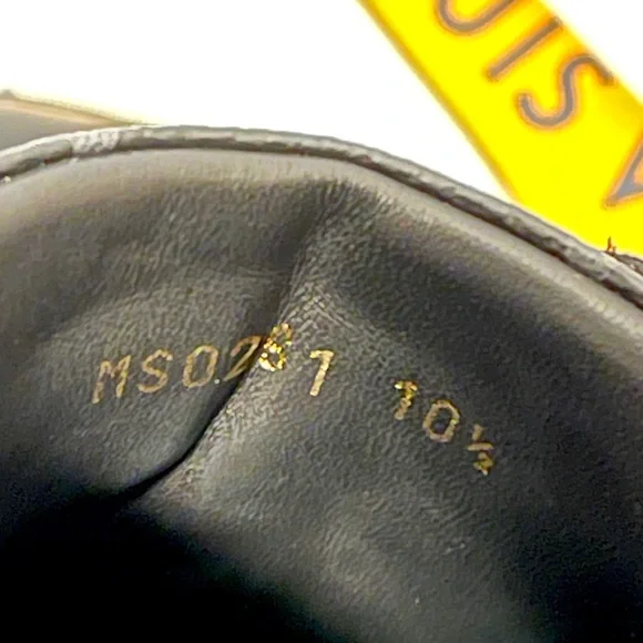 Louis Vuitton Eclipse Monogram Black Low Sneakers - Picture 7 of 9